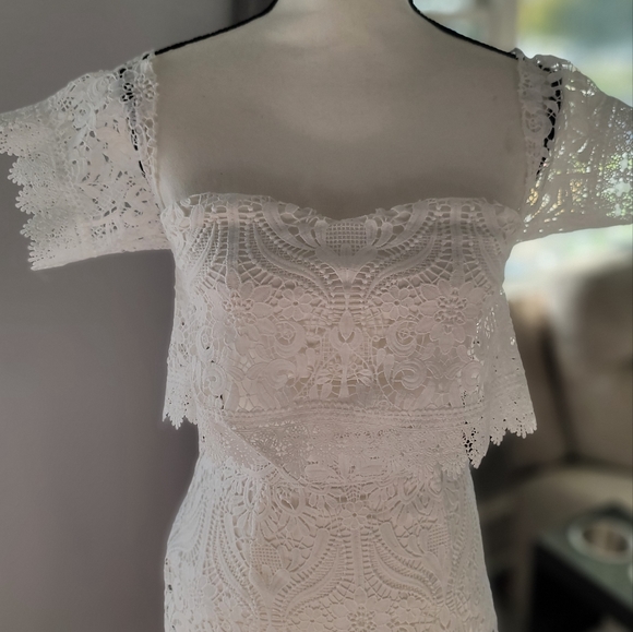 Lady Black Tie - VELVI Women's Size 4 High Waisted Skirt and Crop Top Set - Picture 4 of 12